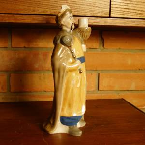 Porcelánová socha turka