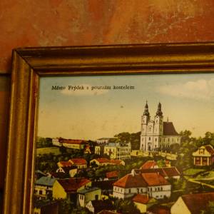 Malý obrázek v rámečku 173.