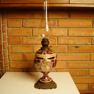Nádherná petrolejová lampa