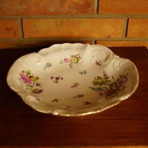 Staré porcelánové květinové mísy