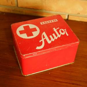 Retro plechovka Sanitas