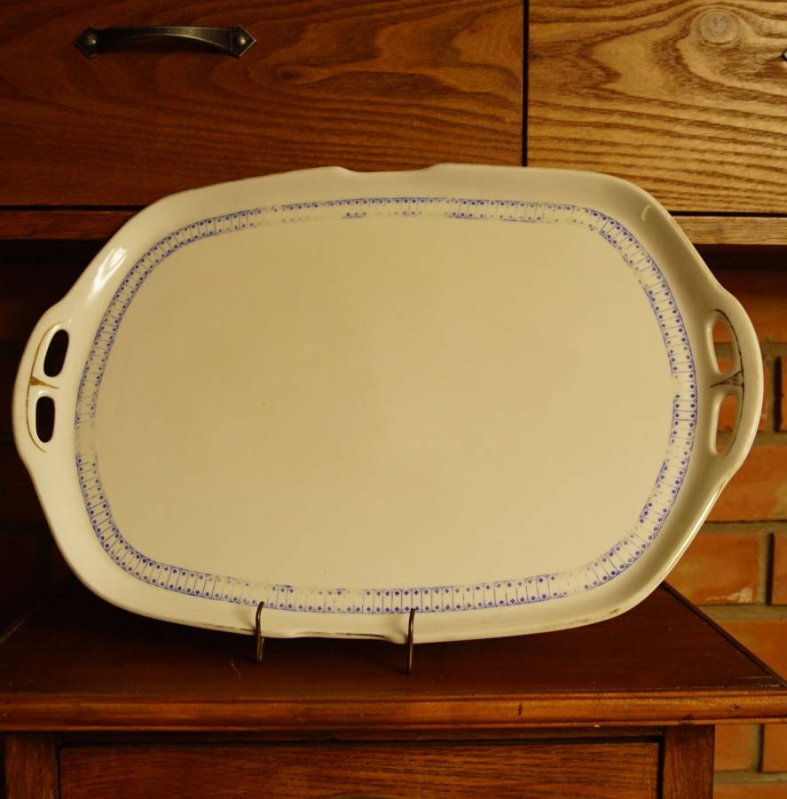 Hranatý porcelánový tác