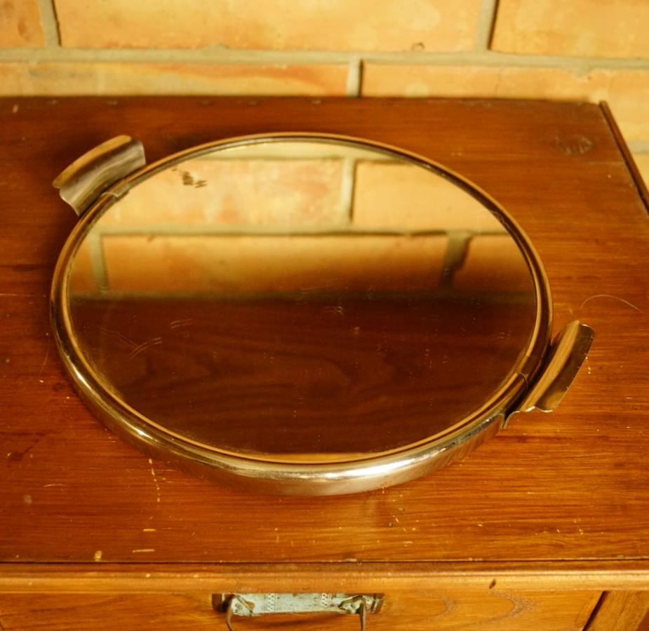 Zrcadlový tác