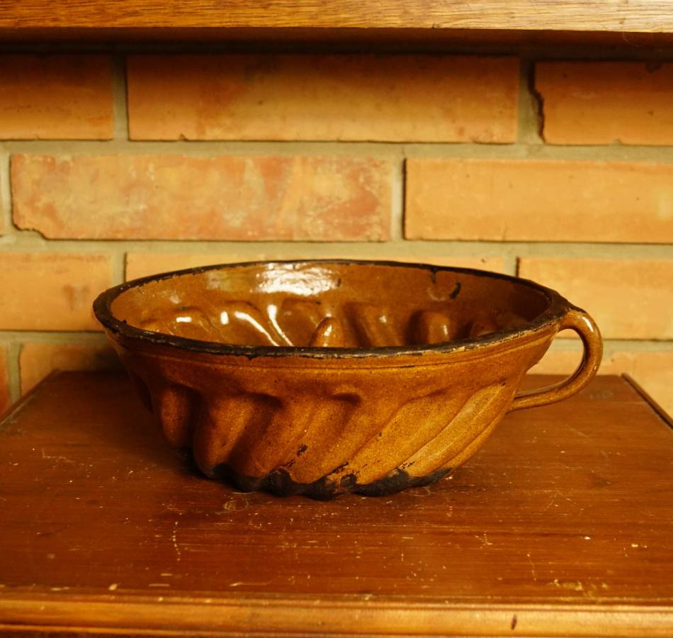 Kameninová bábovka č. 37.