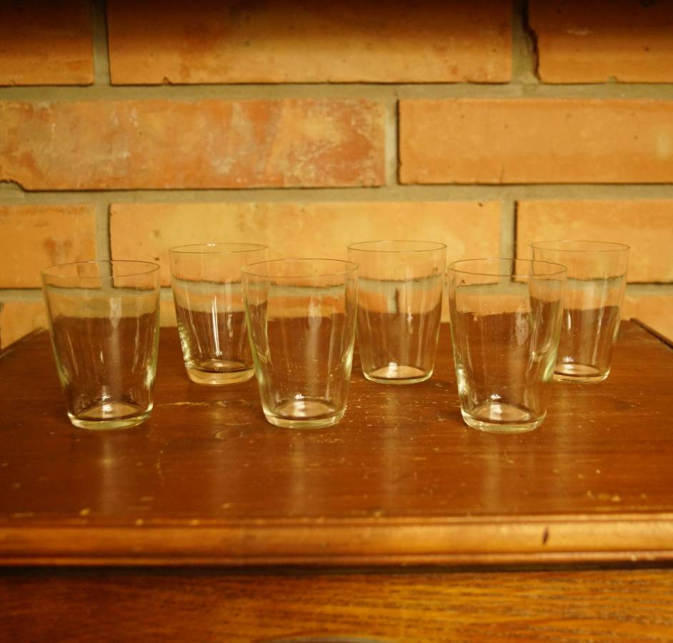 6 skleniček